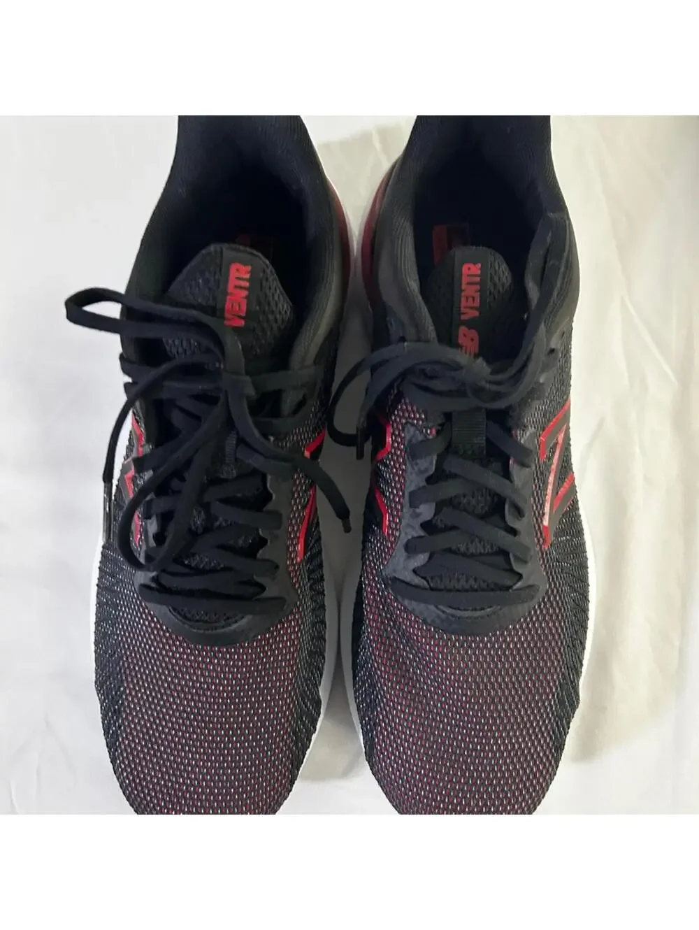 New Balance NB Ventr V1 MVTRLR1 Running Shoes Sneakers Black Red Mens US Sz 8.5